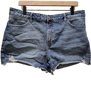 Wrangler high rise vintage 3" shorts 16 medium blue distressed cut off denim